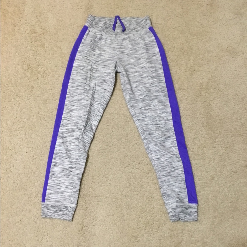 Jogger Set - Picture 4 of 6